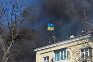 Николай Томенко напоминает украинцам древнюю поговорку «Моя хата скраю – першим ворога зустрічаю»
