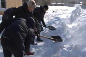 Волонтеры совместно со спасателями продолжают оказывать помощь детским домам