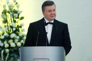 Янукович получил инфаркт и сейчас находится на горе Афон в Македонии