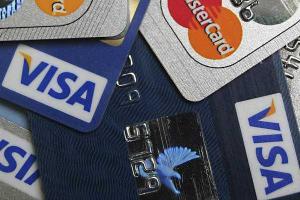 VISA и MasterCard перестали обслуживать клиентов банка «Россия»