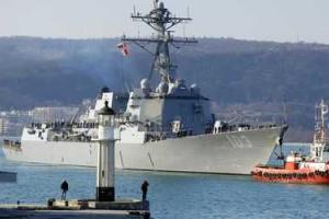 Американский эсминец покинул Черное море