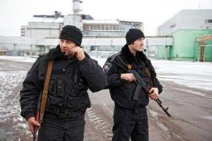 На ЧАЭС увеличили число охранников, а жители Чернобыля молятся, чтобы не было войны 