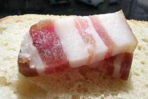 Украина покупает все больше импортного сала