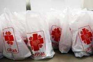 Поляки по почте присылают в Украину наборы гуманитарной помощи