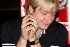 Плющенко хорошо себя чувствует после операции
