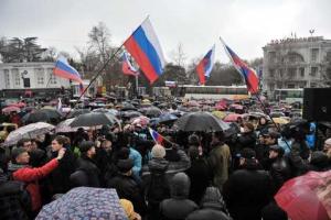 Видео: Россиянки дали гастроли по югу и востоку Украины, со слезами просят защиты