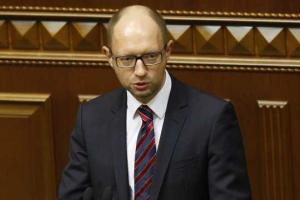 Яценюк публично призвал Медведева сесть за стол переговоров
