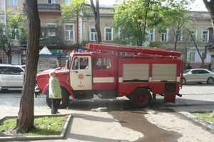В Одессе во время пожара в многоквартирном доме эвакуировали 7 человек