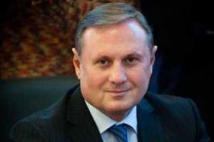 Ефремов предупредил власти, что в Луганске люди "вооружены и настроены активно"