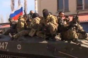 В Краматорске и Славянске на БТРах с российскими флагами ездили украинские военные
