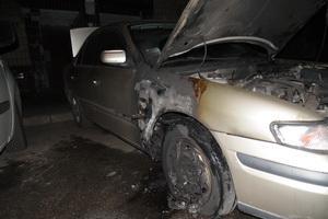 Ликвидировано возгорание двух автомобилей в Киеве