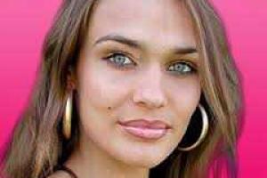 Поклонники увидели Алену Водонаеву беременной