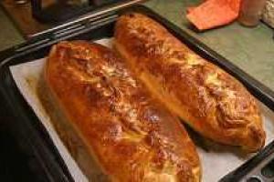Кулебяка с капустой и яйцом