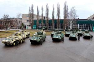 В Луганск пришли БТРы из Днепропетровска