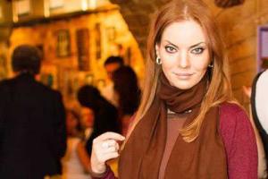 Окунская готова проститься с имуществом, если Власенко откажется от детей