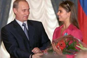 Владимир Путин и Алина Кабаева тайно обвенчались в Валаамском монастыре