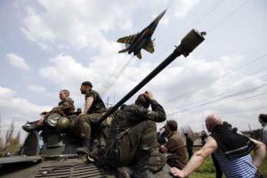 В Краматорске украинские военные сдали сепаратистам оружие - СМИ