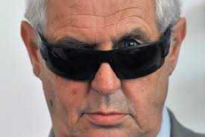 В Украине воюют одни бандиты с другими бандитами - Президент Чехии