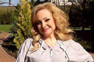 Светлана Пермякова показала лицо без макияжа