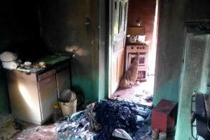 Во время ликвидации пожара огнеборцы обнаружили тело мужчины