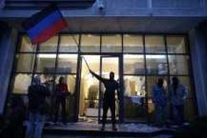 В Донецке боевики захватили избирком, а в Луганске похитили списки избирателей 