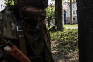 События в Донбассе: террористы атаковали пограничный отряд "Дьяково", в Славянске снова стреляют 