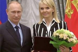 Путин наградил Валерию званием Народной артистки России
