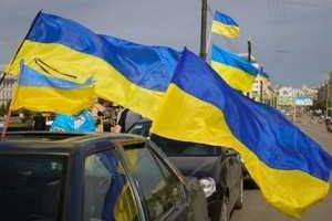 Власти Харькова попросили жителей не рисовать флаги на столбах и заборах