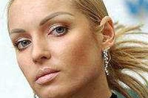 Волочкову вызвали на допрос из-за обвинений в проституции 