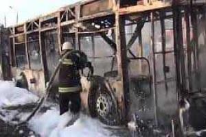 В Киеве сгорел пассажирский автобус
