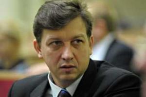 На заседании СНБО сегодня Порошенко должен объявить военное положение, - Доний 