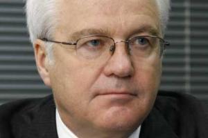 Чуркин заподозрил спецслужбы США в прослушке своего телефона и кабинета