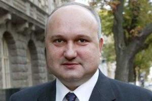 Для профессиональной работы спецслужб нужен эффективный механизм контроля