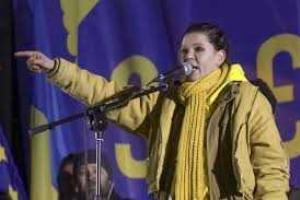 Руслана рвётся в зону АТО, муж не пускает