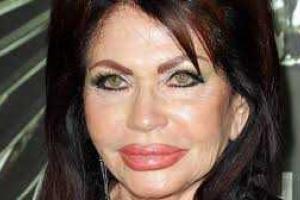 92-летняя мать Сталлоне появилась на публике в короткой юбке 