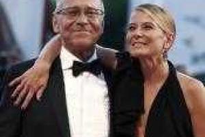 Дочь Кончаловского и Высоцкой пошла на поправку