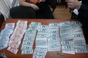 На Харьковщине задержали престарелую россиянку, которая пыталась вывезти из Украины валюту