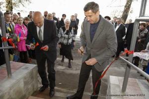 В Лисичанске открыли восстановленную после боевых действий школу