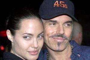 Бывший муж Анджелины Джоли подробно рассказал об их семейной жизни