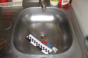 Жительница Харьковщины зарезала своего собутыльника