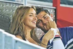 Невеста Криштиану Роналду признана женщиной года в России