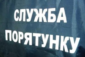 Спастели Хмельнитчины освободили мужчину, руку которого затянуло в электролебедку