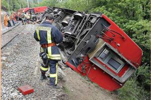В Канаде сошел с рельсов товарный поезд
