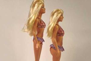 В США создан аналог куклы Барби с акне и целлюлитом