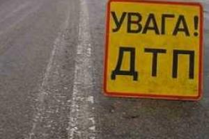 В Киеве столкнулись два автомобиля Daewoo Lanos, оба водителя пострадали