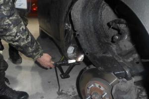 Житель Харьковщины пытался вывезти в Россию миллион «баксов»