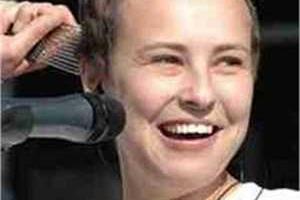 Российскую певицу Ю.Чичерину объявили в розыск - В.Вовк