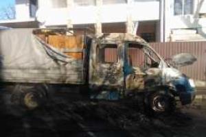 В столице за сутки горело четыре автомобиля