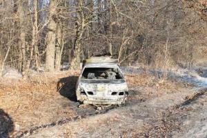 На Винничине задержали двух подозреваемых в убийстве мужчины, которого сожгли вместе с автомобилем