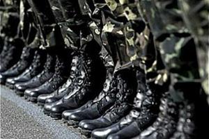 Порошенко определил сроки проведения призывов и увольнения в запас военнослужащих